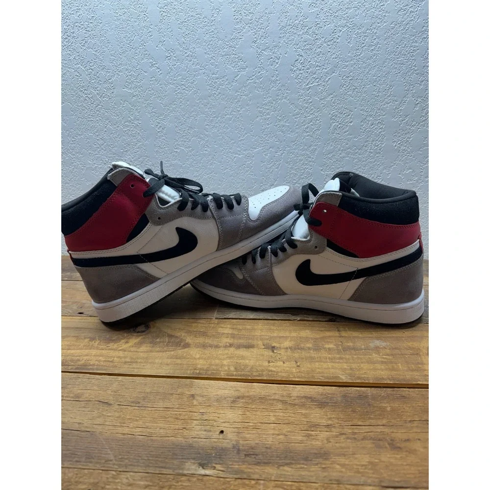 Air Jordan 1 Retro High OG Light Smoke Grey Black Red 555088-126 Mens 12